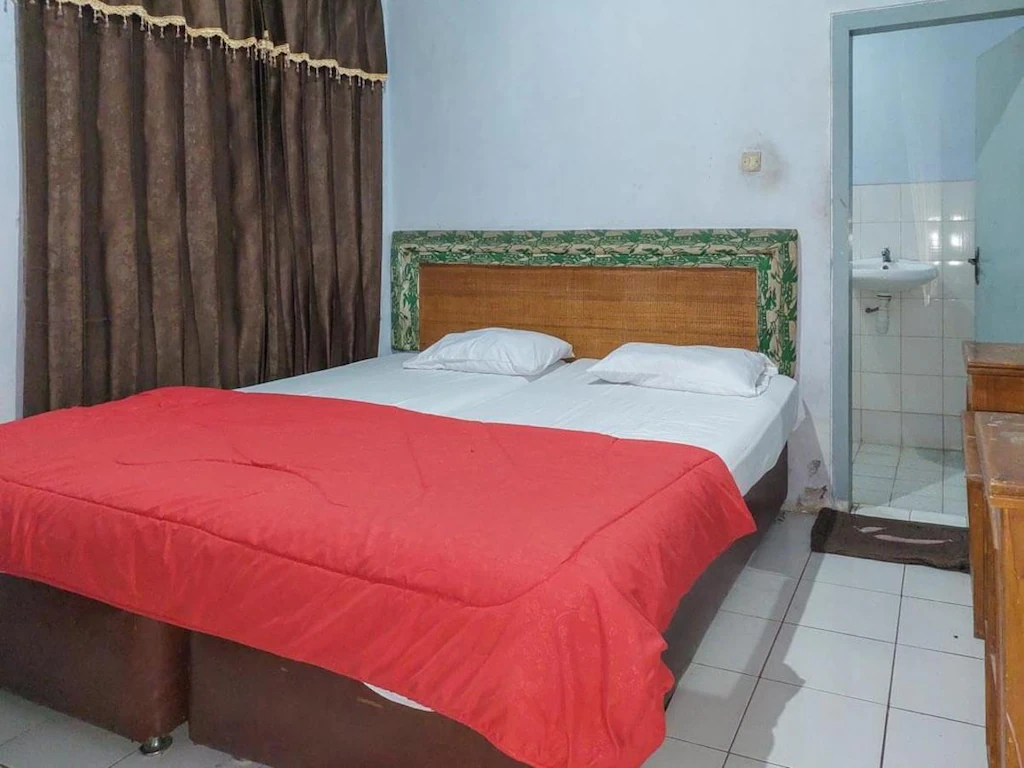Bedroom 2, Sri Dewi Homestay, Lumajang
