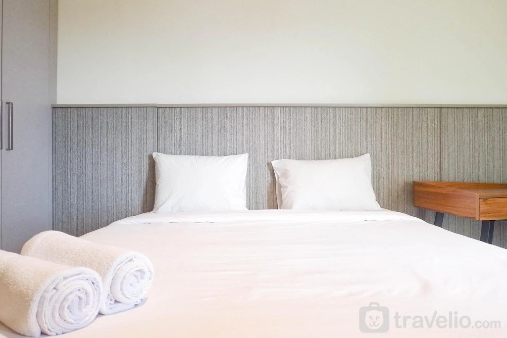 Bedroom, Stunning 1BR Cozy Apartment at Praxis By Travelio, Surabaya