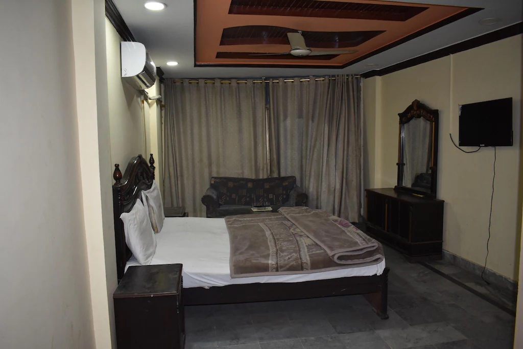 Bedroom 3, Hotel Khursheed Palace Faizabad, Islamabad