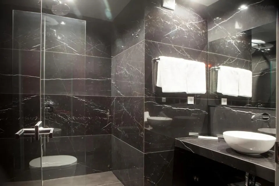 Bathroom 2, Madison Hotel & Suites - Adults Only, Attica