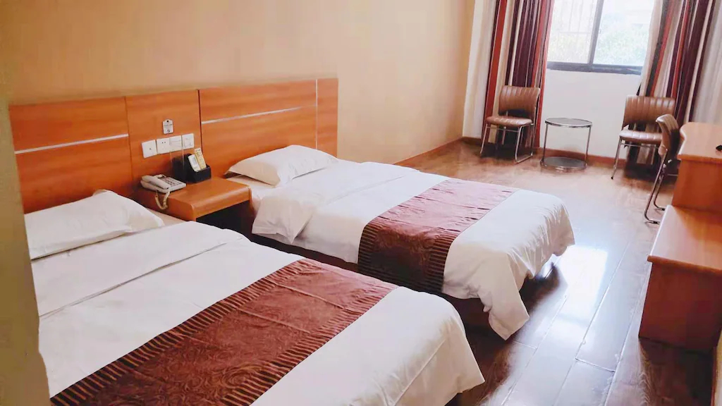 Bedroom 5, Thank Inn Plus Hotel Xianning Jiayu Yingbin Avenue, Xianning