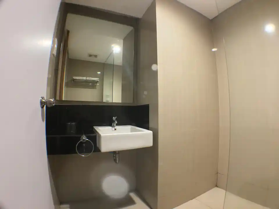 Bathroom, Star Apartment LT 19 & 20, Semarang