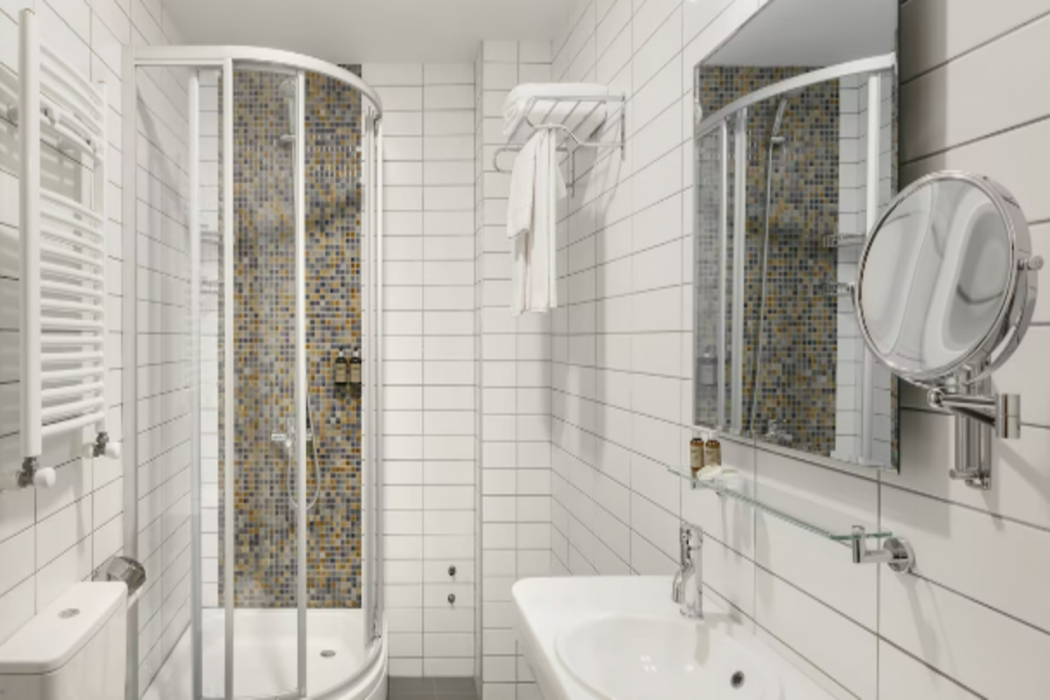 Bathroom, Abru, Tbilisi