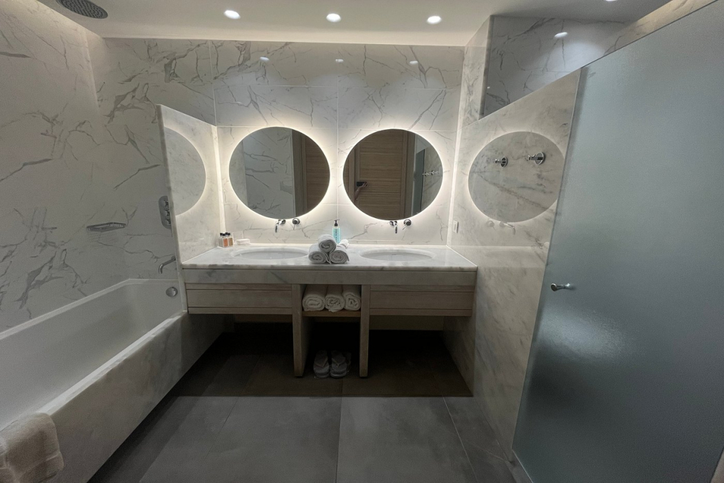 Bathroom 5, Atlantica Dreams Resort, South Aegean