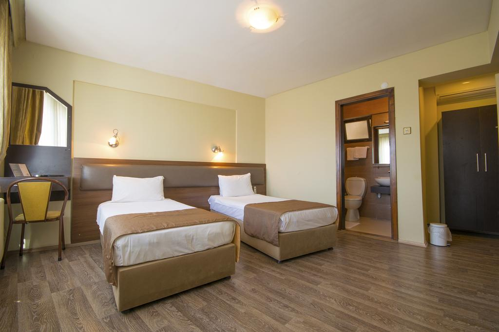 Bedroom 3, Temizay Hotel, Merkez