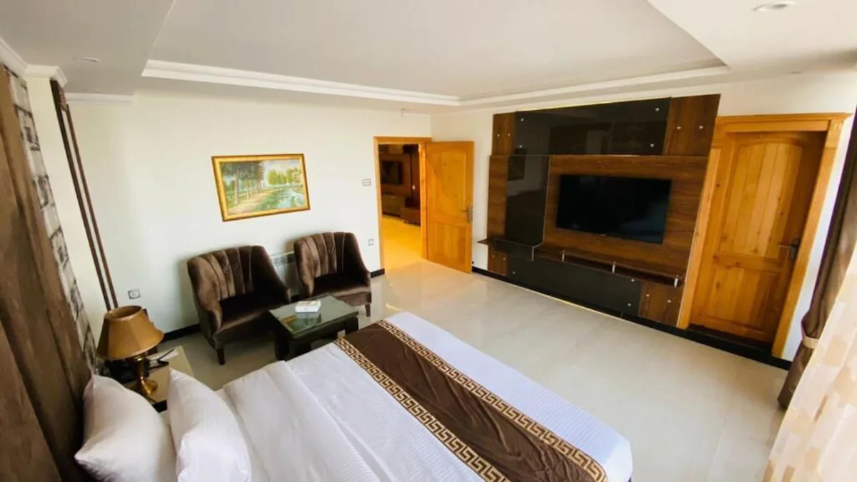 Bedroom 2, Faletti's Grand Hotel Murree, Rawalpindi