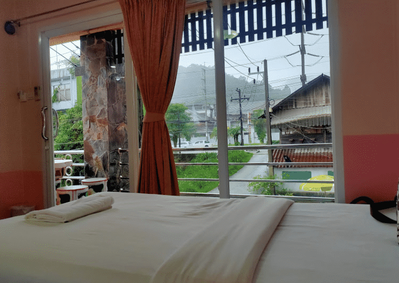 Bedroom 5, B and B Hotel, Muang Ranong