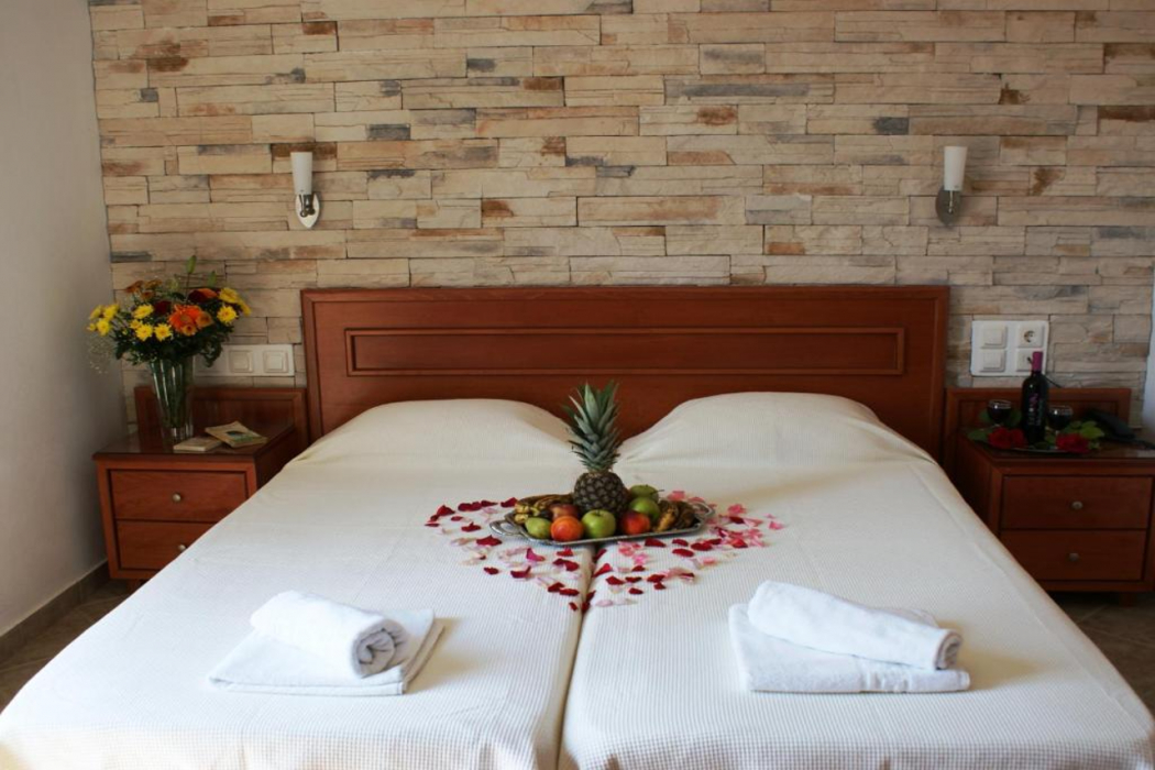 Bedroom, Plaka Hotel I, South Aegean