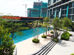Other 5, Layover Living at KLIA South, Sepang