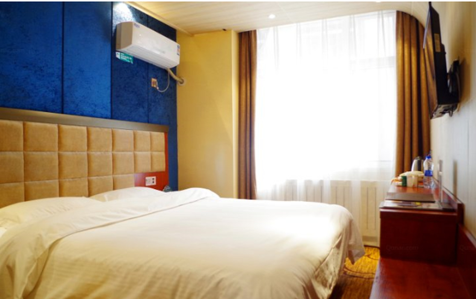 Bedroom 5, GreenTree Inn LanZhou JingNing Road Express Hotel, Lanzhou