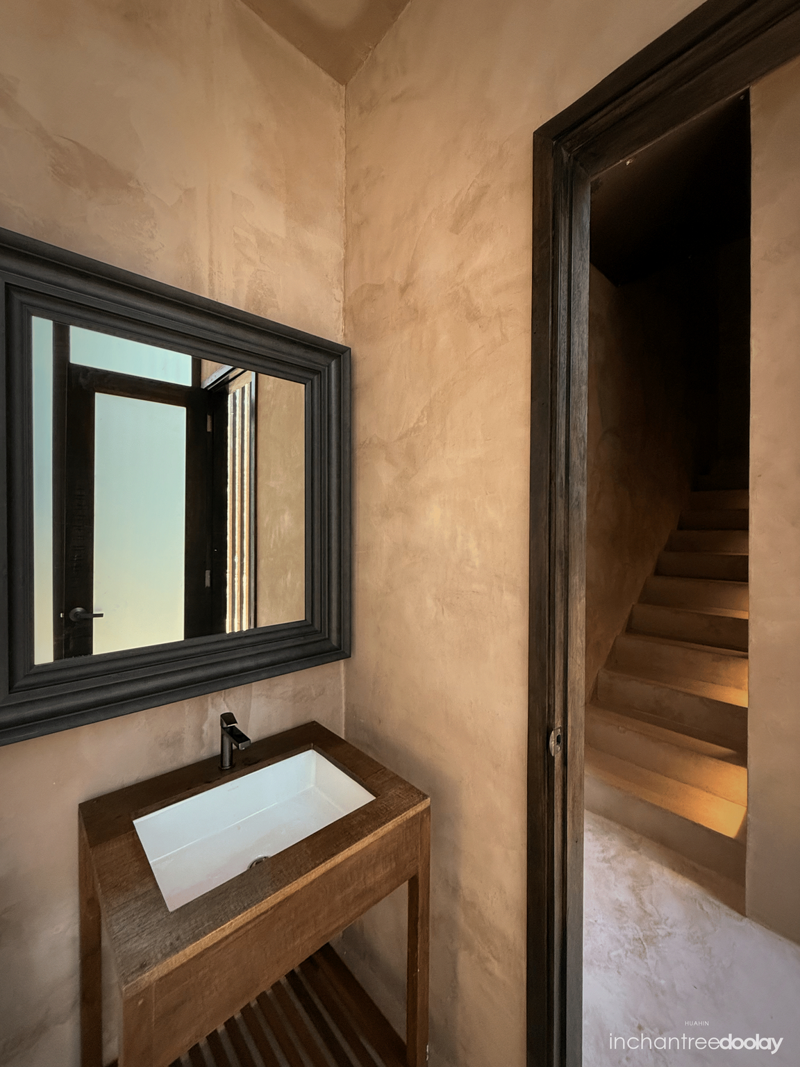 Bathroom 3, inchantreedoolay Huahin, Pran Buri