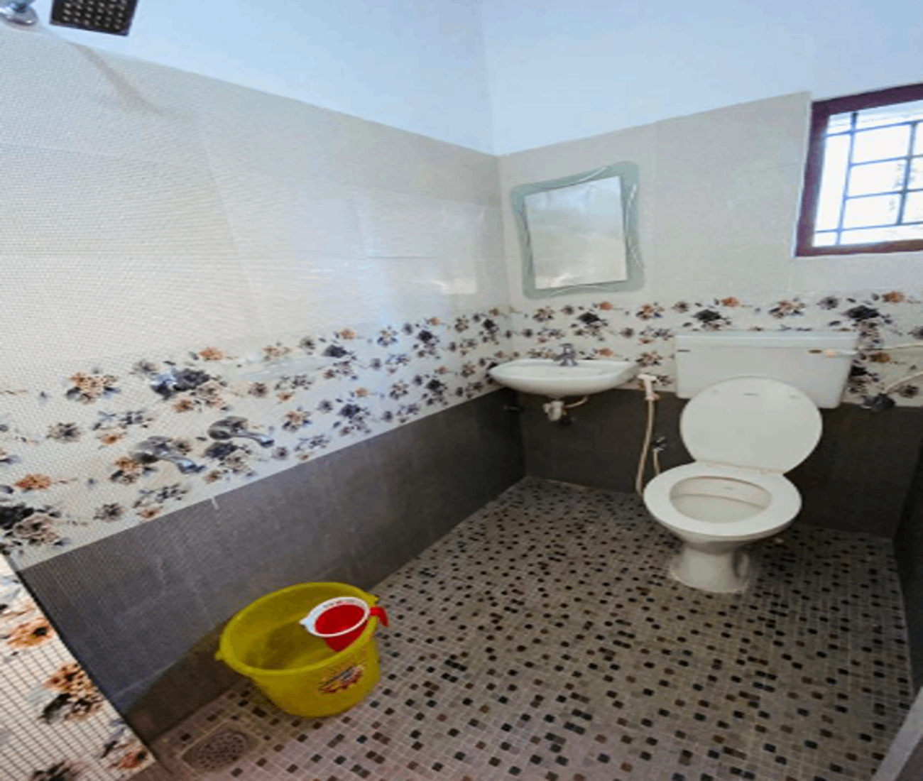 Bathroom 5, Rosh Tower, Thiruvananthapuram