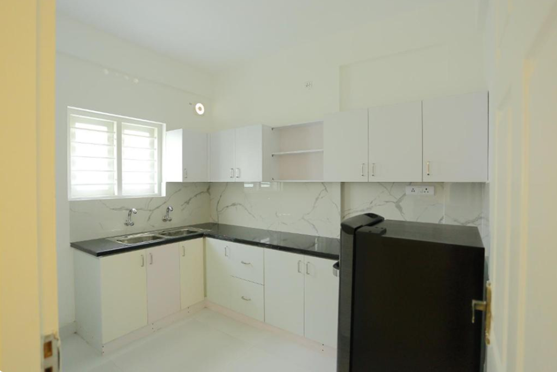 Others 4, Yelza Hotel and Residence, Ernakulam