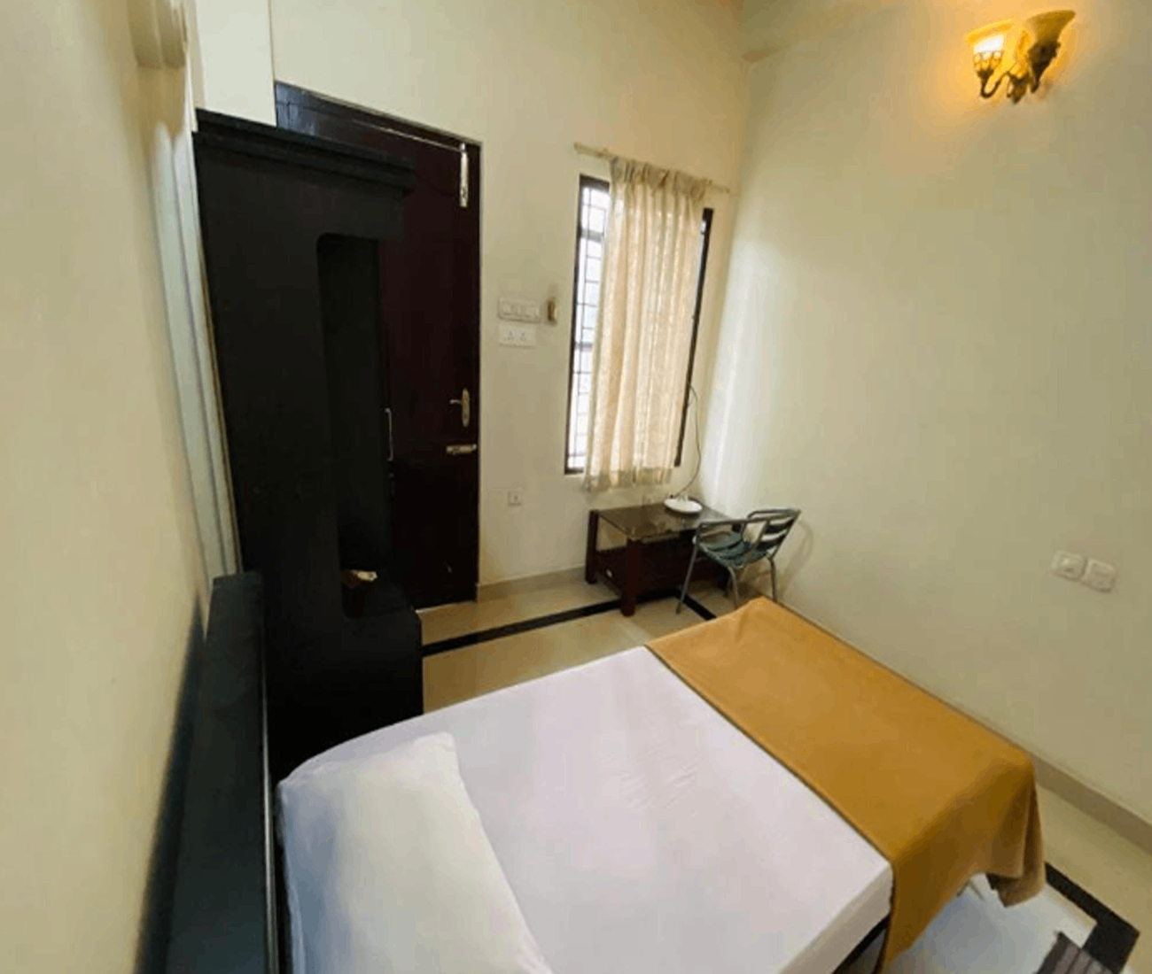 Bedroom 2, Rosh Tower, Thiruvananthapuram