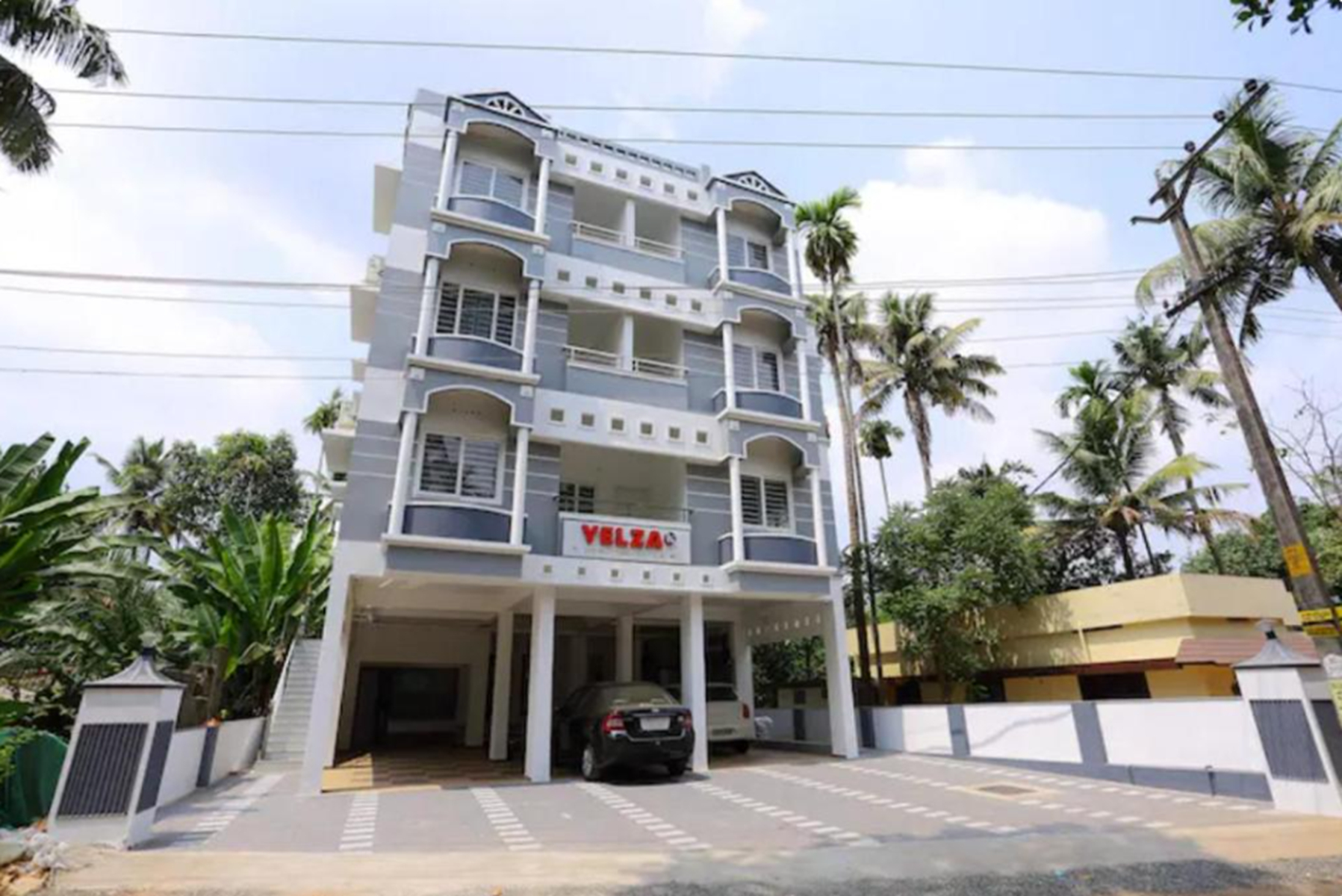 Exterior & Views, Yelza Hotel and Residence, Ernakulam