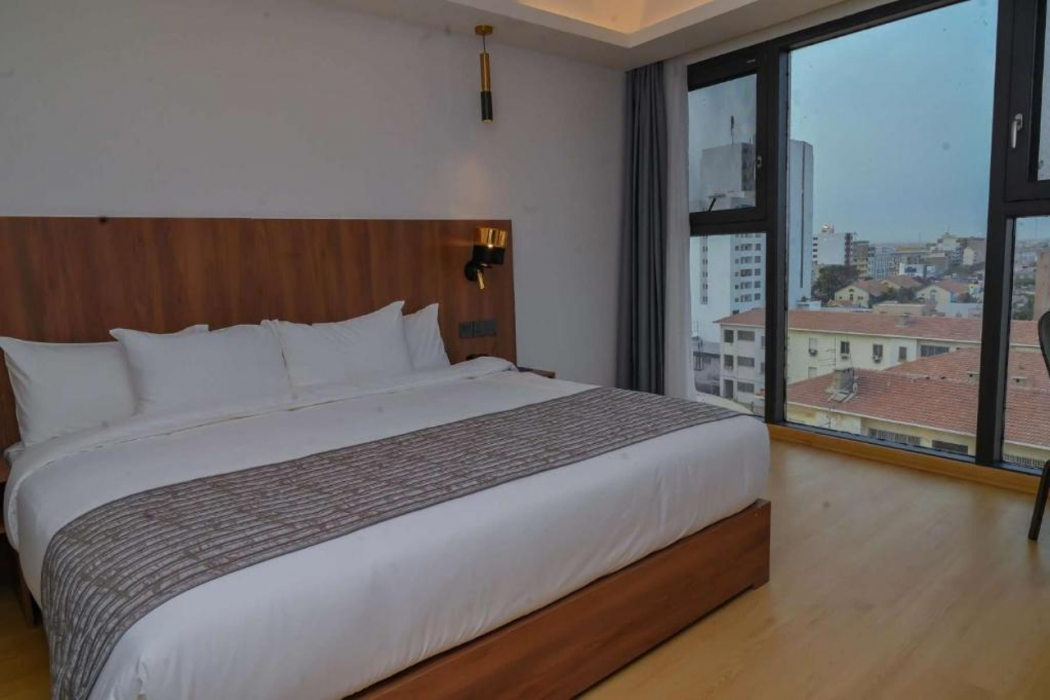 Others 5, Axil Hotel, Dakar
