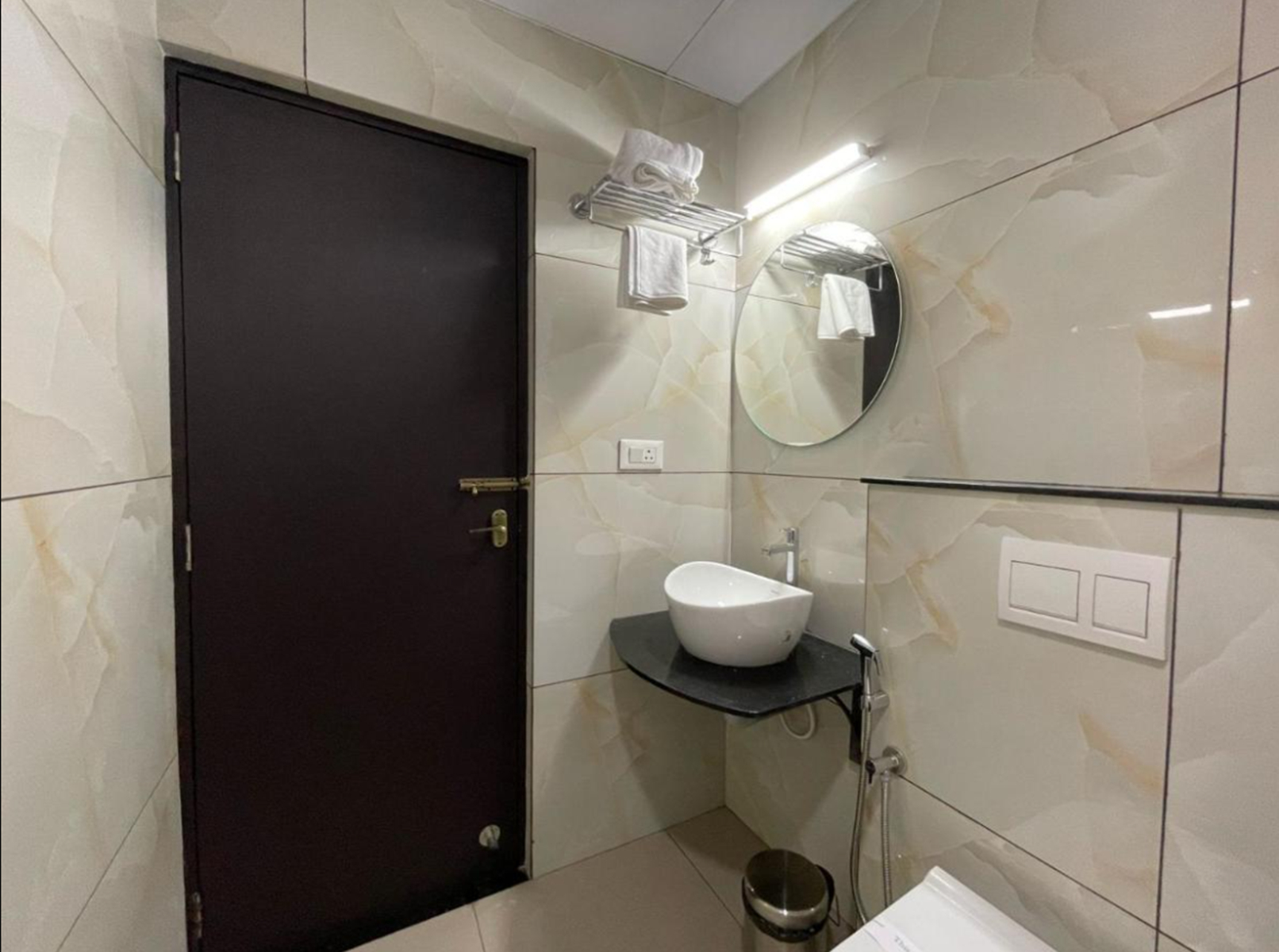 Bathroom 4, Hotel Deepakam Inn, Palakkad