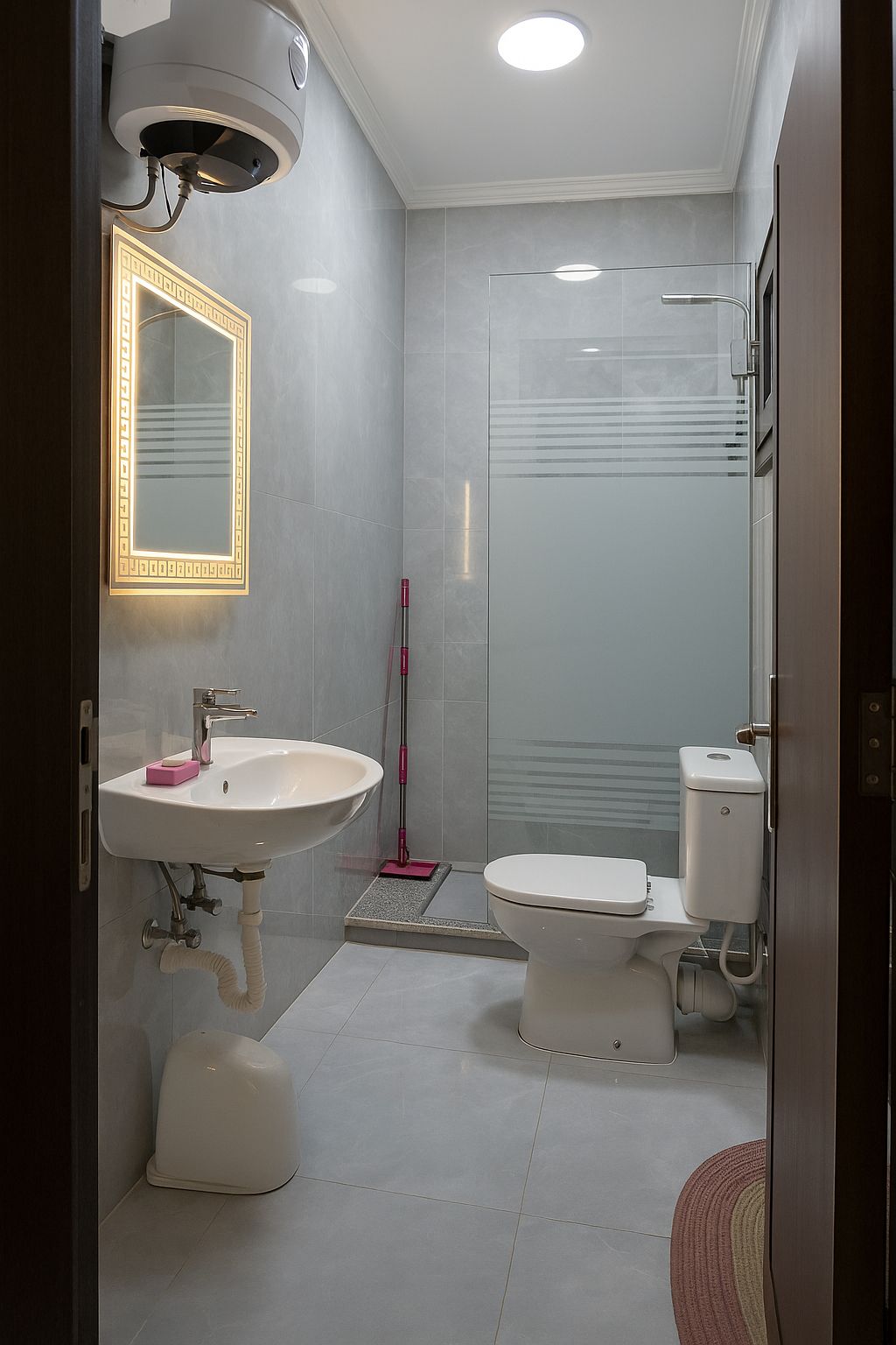 Bathroom 2, Beautiful Porto Saeed rentals, Al-Manasrah