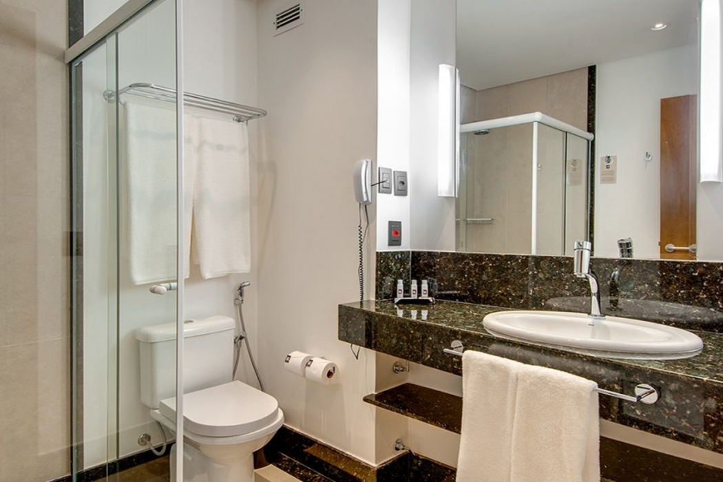 Bathroom 5, K Hotel, Goiania