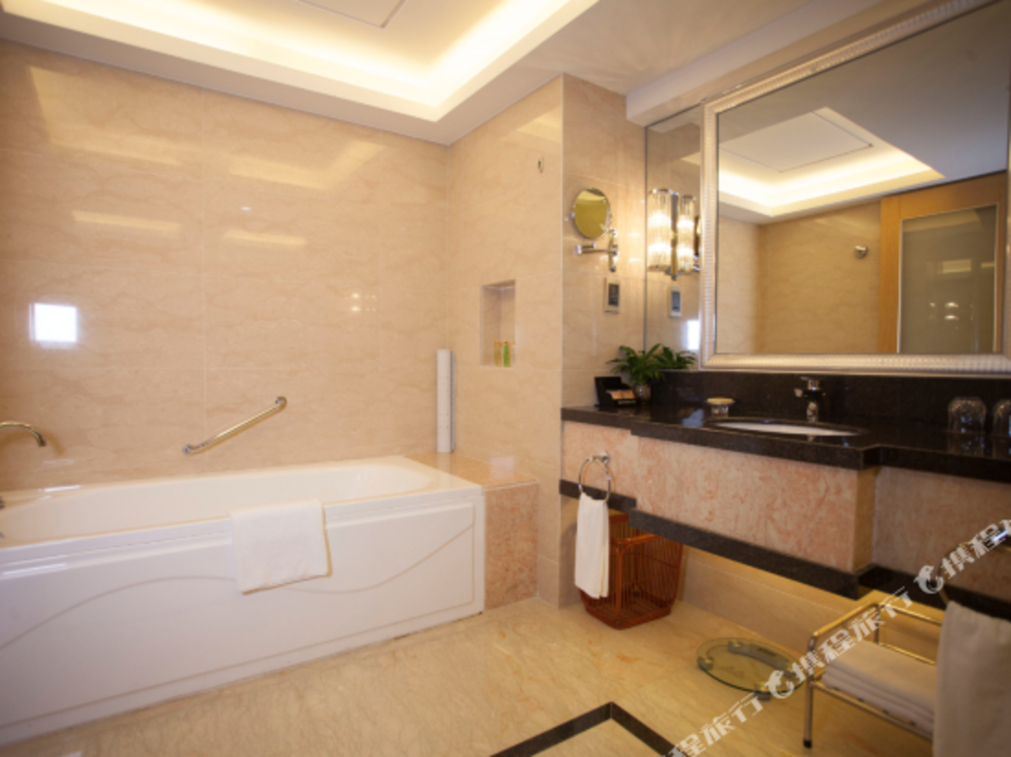 Bathroom, Wanhua International Hotel, Shenzhen
