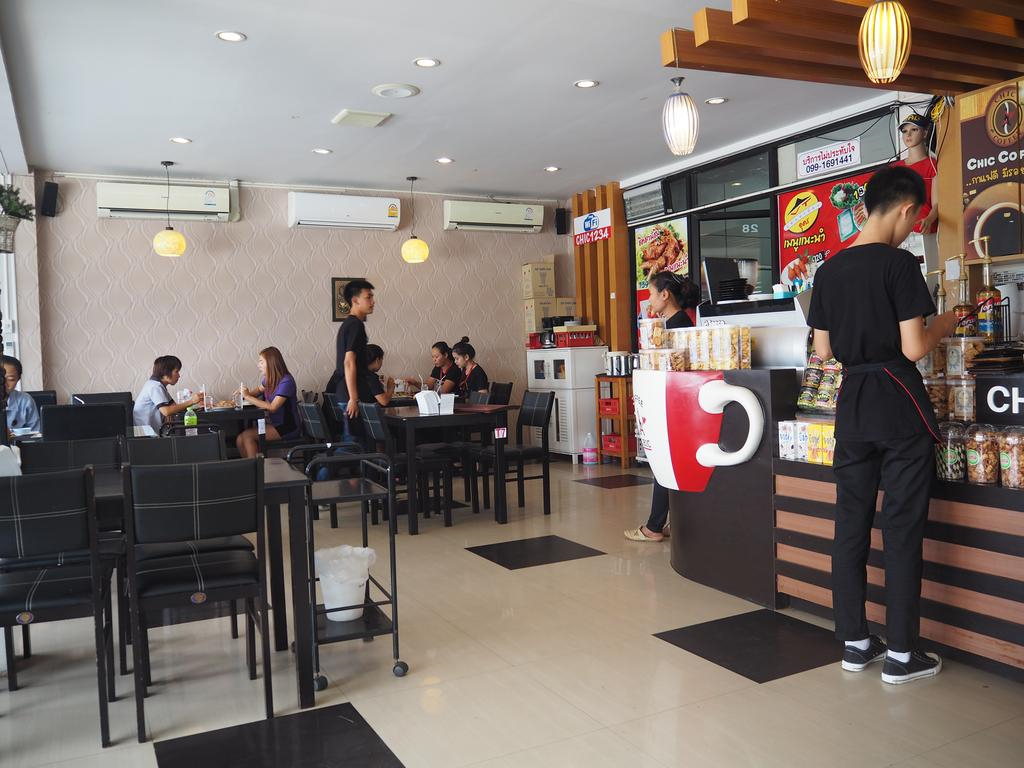 Food & Drinks, THE CHIC 101 HOTEL, Selaphum