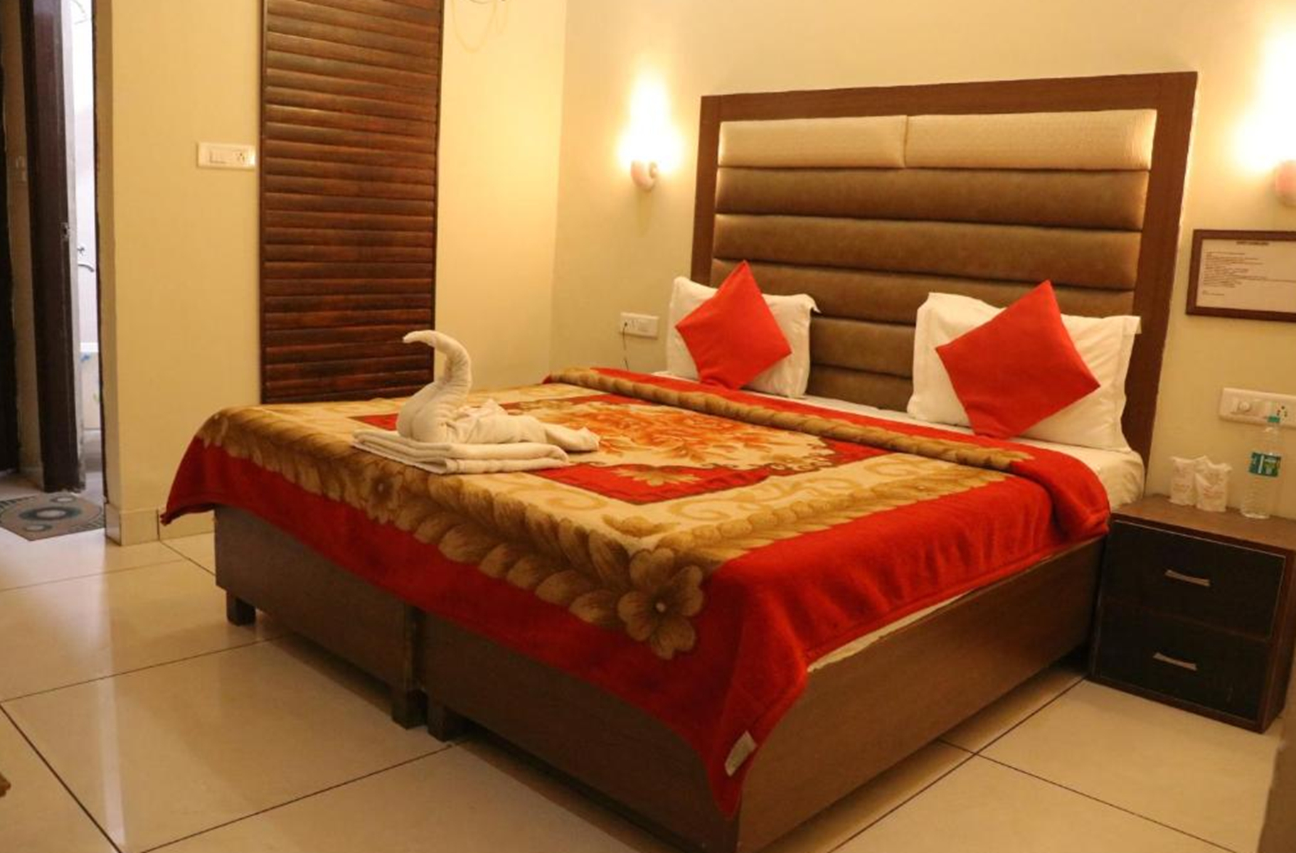 Bedroom 3, Hotel Pushap Palace, Patiala