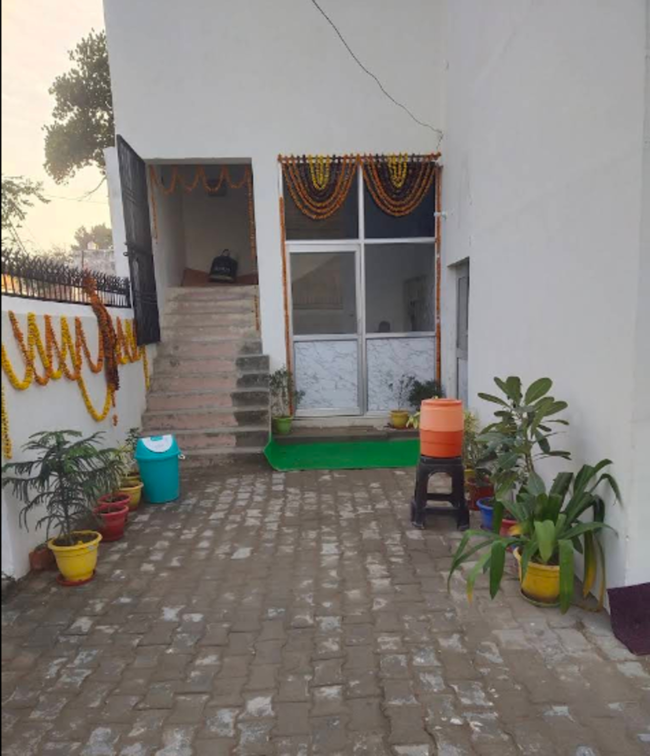 Exterior & Views 5, B.K.Homestay, Faizabad