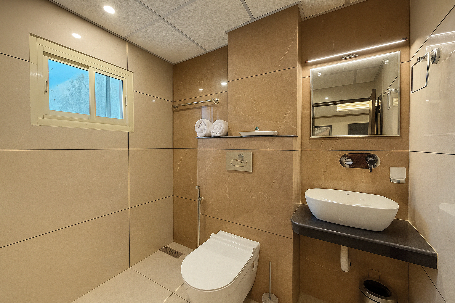 Bathroom 3, Crown Plaza Residency Srinagar, Srinagar