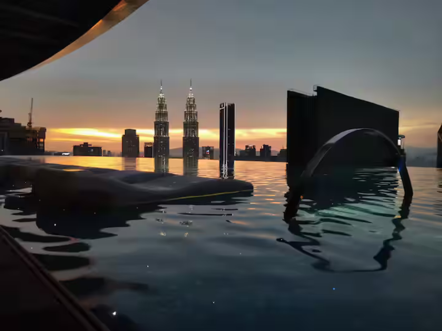 Sport & Beauty 2, Eaton Residence By HM Costa , Kuala Lumpur
