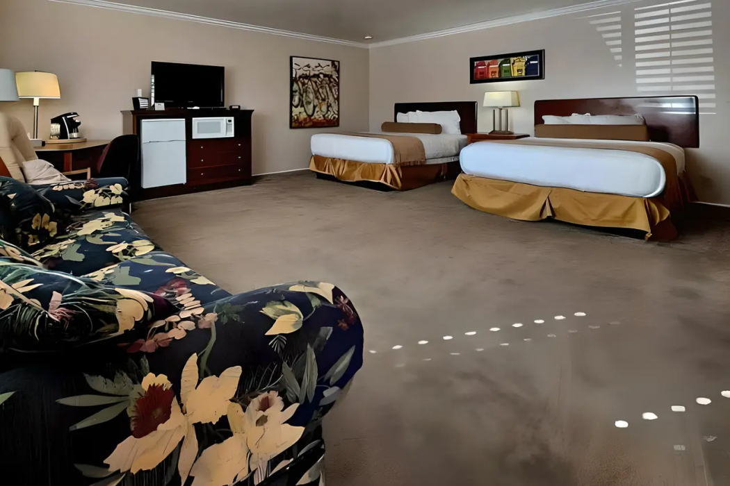 Bedroom 2, Econo Lodge Inn & Suites Vernal UT, Uintah