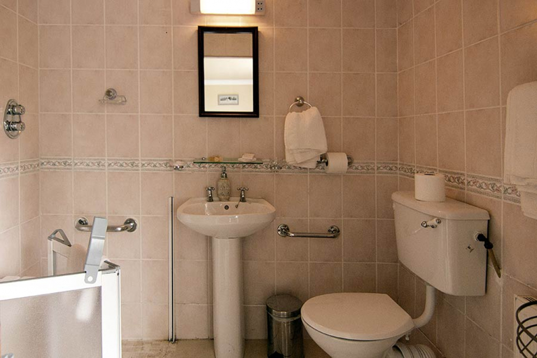 Bathroom, Blackstones House