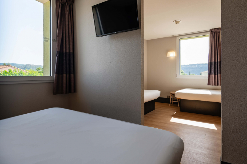 Bedroom 2, B&B HOTEL Aubenas, Ardèche