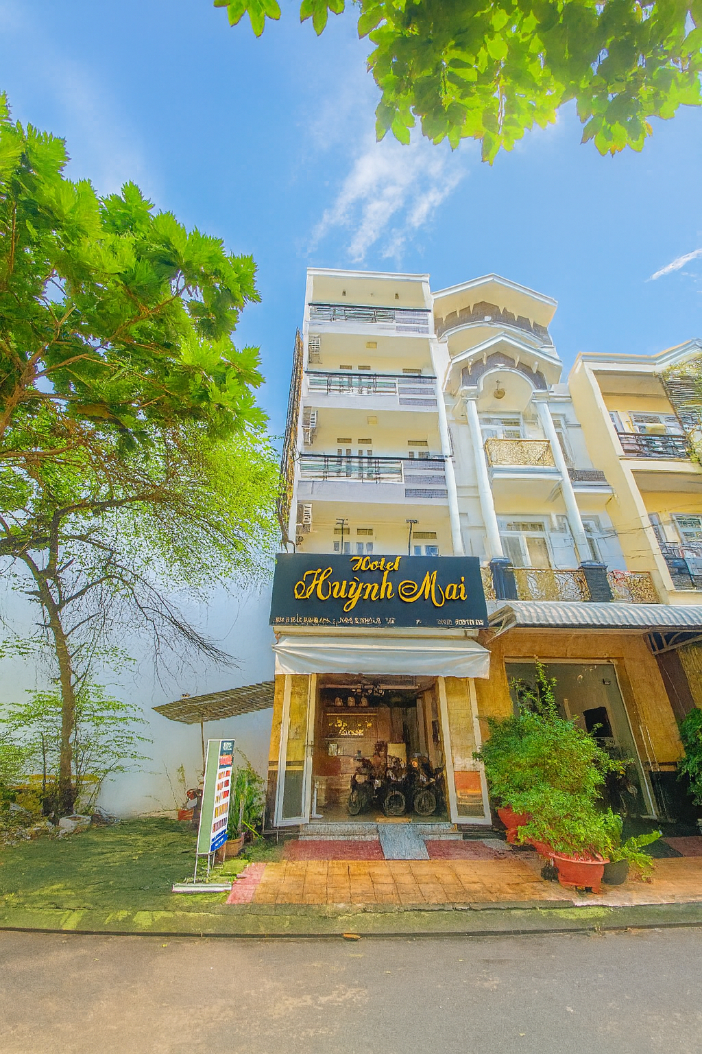 Exterior & Views 1, HUỲNH MAI HOSTEL, Ninh Kiều