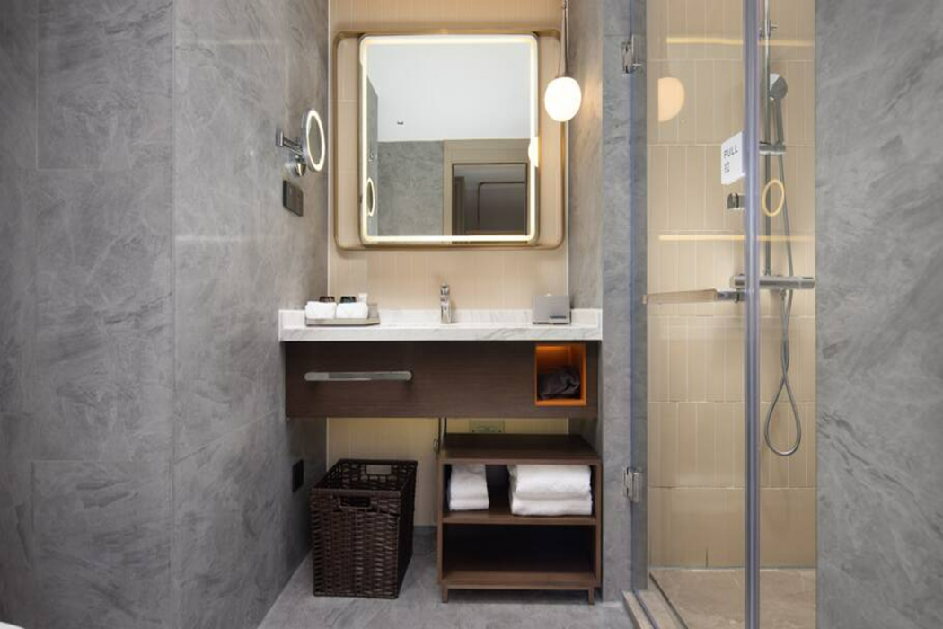Bathroom 3, HOME2 SUITES BY HILTON Naning, Nanning