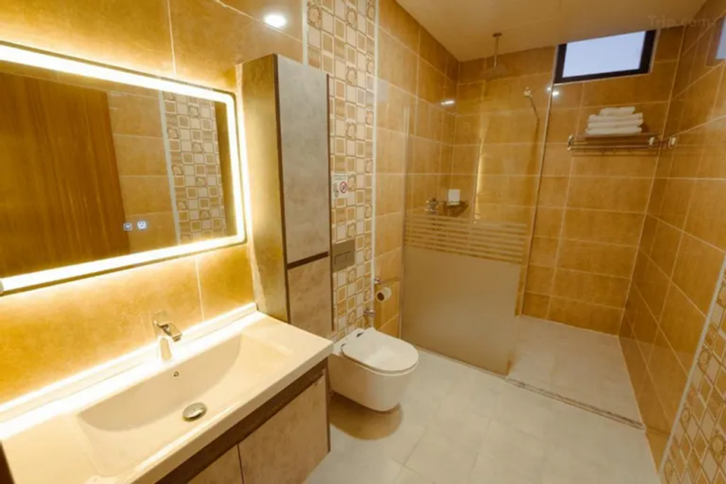 Bathroom 3, Hotel Sarok, Dahuk