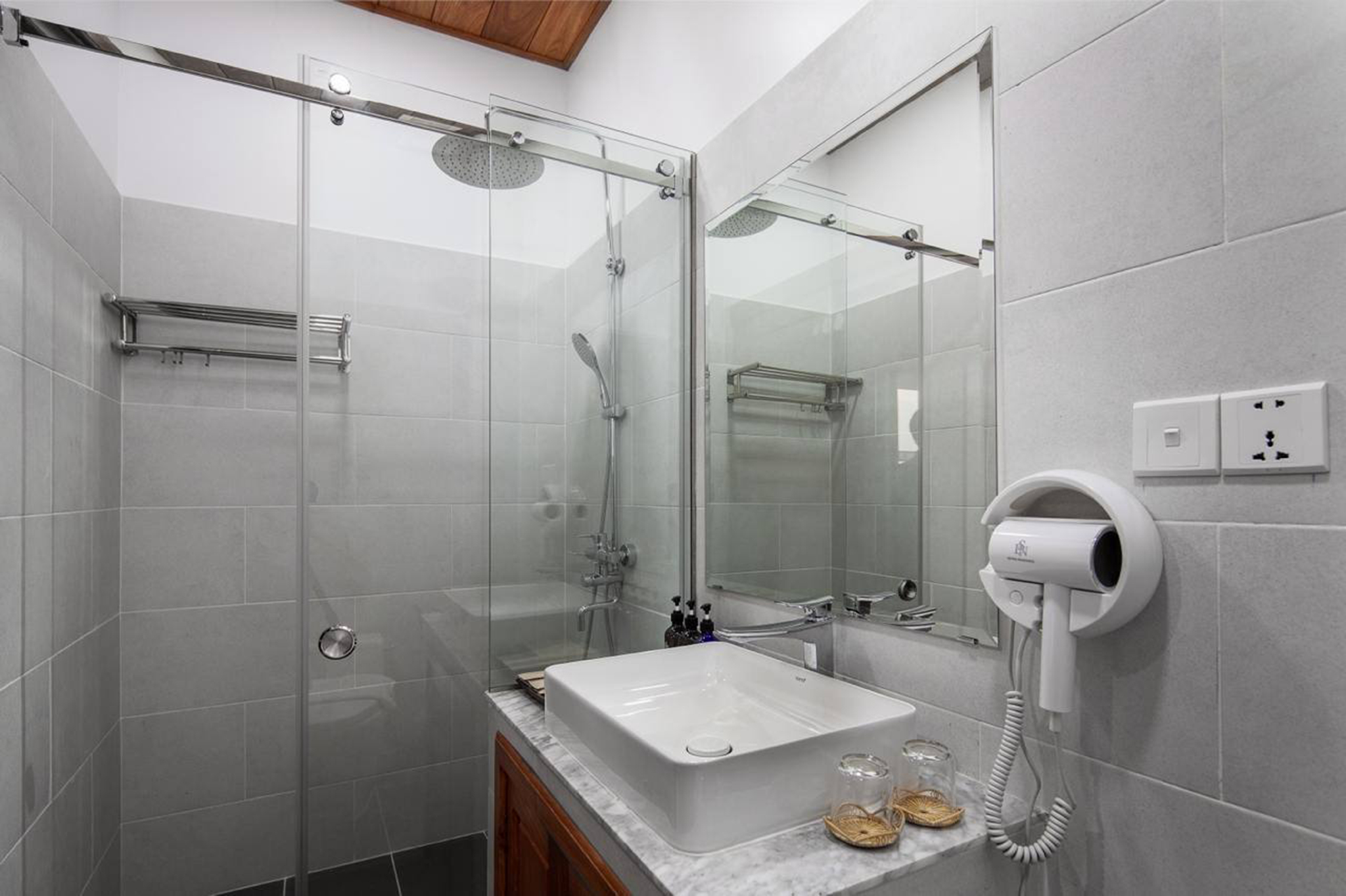 Bathroom 3, Seyna Residence, Siem Reap