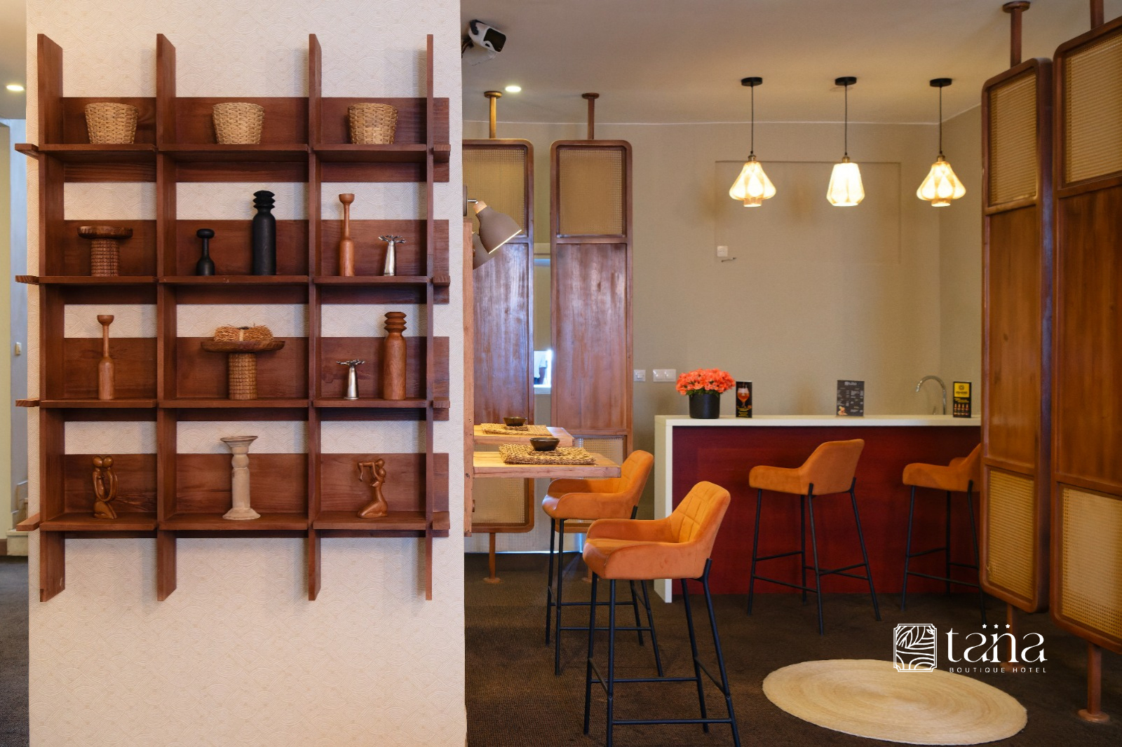Food & Drinks 5, Tana Hotel, Analamanga