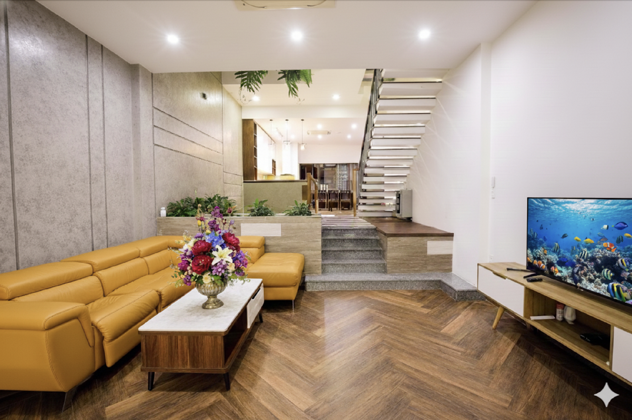 Others 5, Han Market 5Min Walk, 4 Ensuite King BR Villa, Da Nang