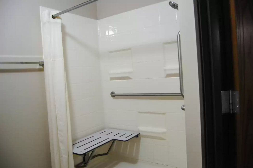 Bathroom 4, Quality Inn Homestead Park, Yellowstone