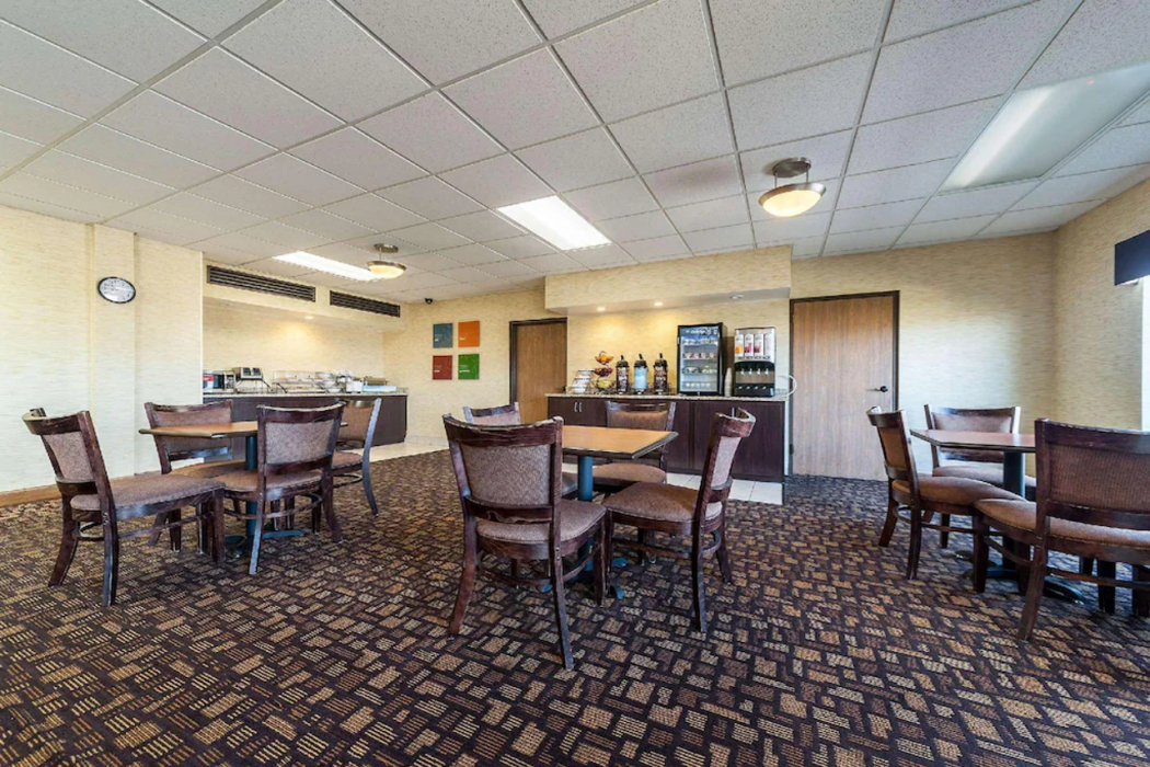 Food & Drinks 4, Quality Inn Clarksdale MS, Coahoma