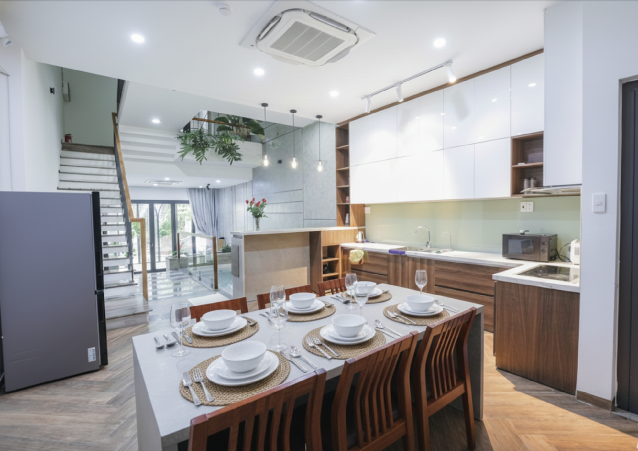 Others 4, Han Market 5Min Walk, 4 Ensuite King BR Villa, Da Nang