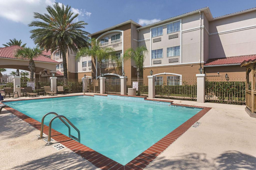 Sport & Beauty, Kemah Edgewater Hotel, SureStay Collection by Best Western, Houston