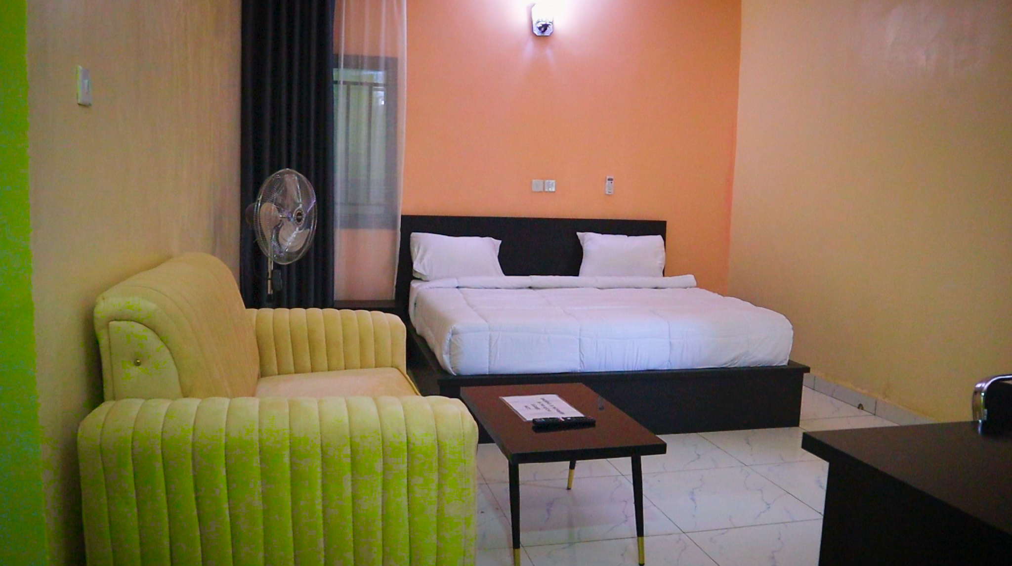 2, Oyako Hotels, Bwari