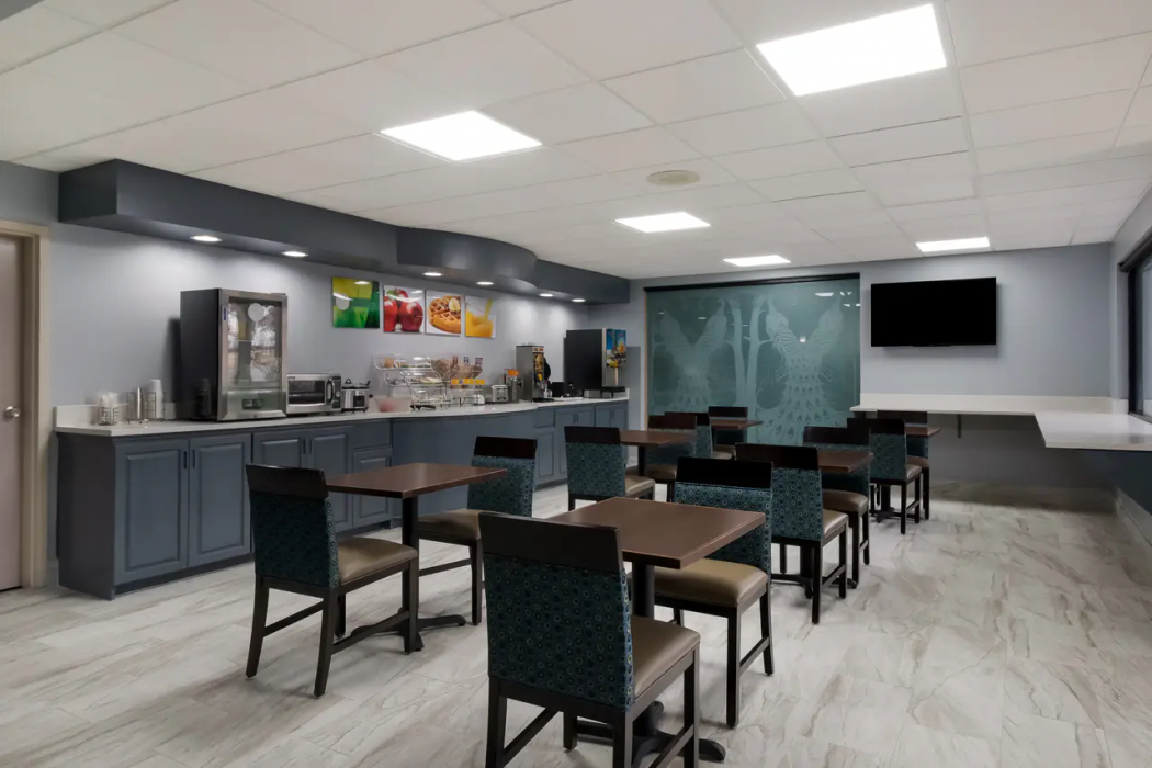 Food & Drinks, Quality Inn Columbia I-65, Maury