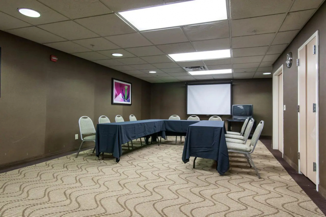 Others 4, Comfort Suites Tulsa Central, Tulsa