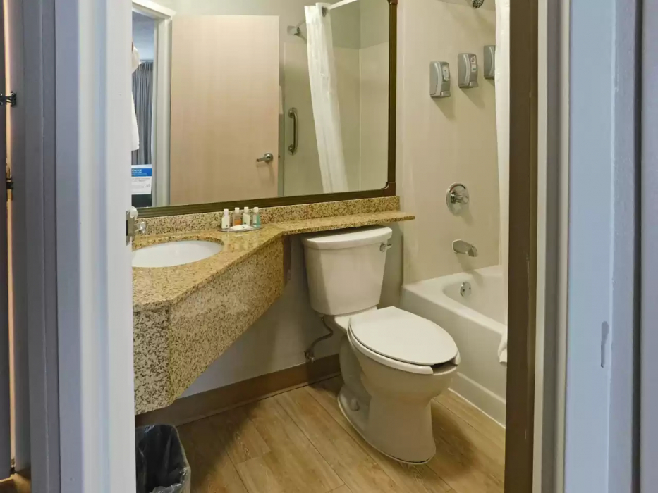 Bathroom 4, Quality Inn Colchester - Burlington, Chittenden