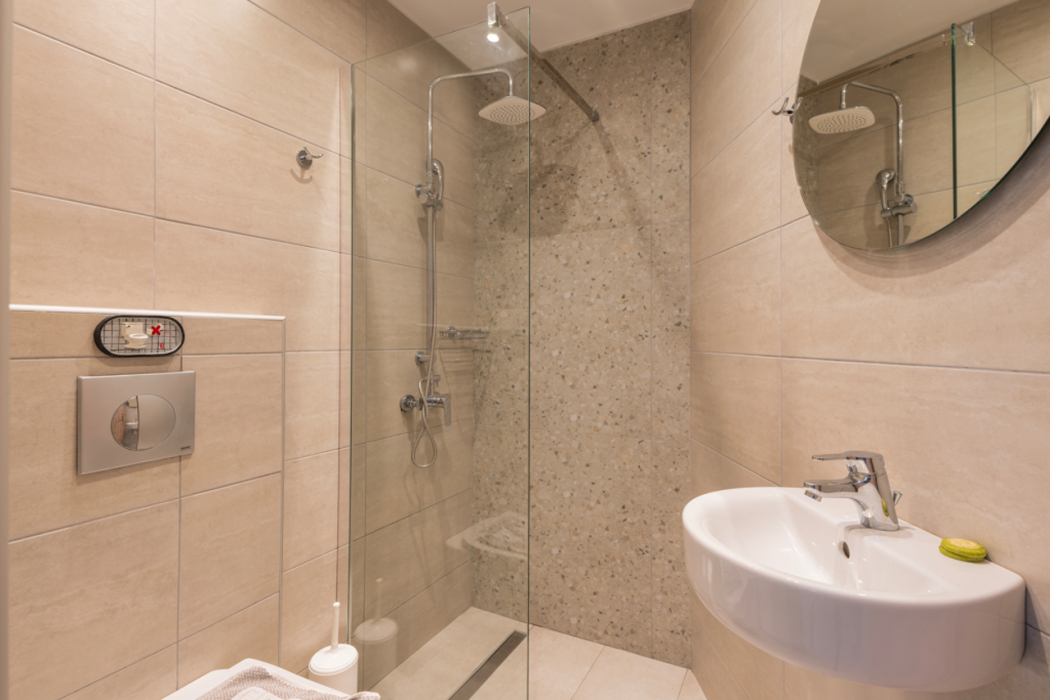 Bathroom 4, Kathrin Beach Hotel, Crete