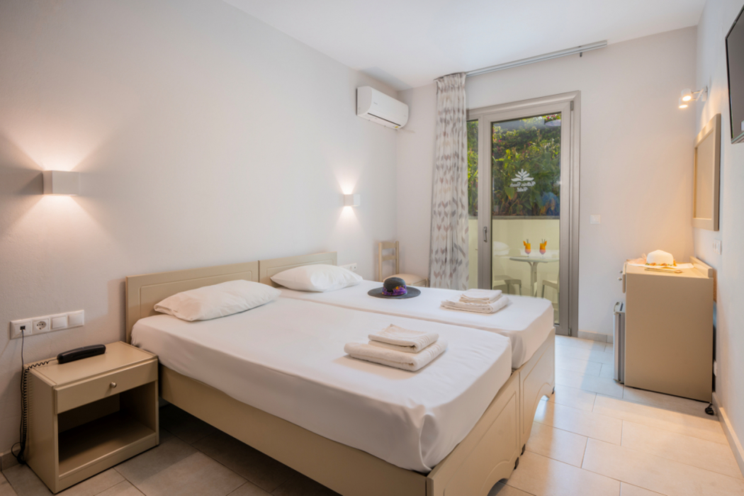 Bedroom 3, Hotel Kathrin Beach, Crete