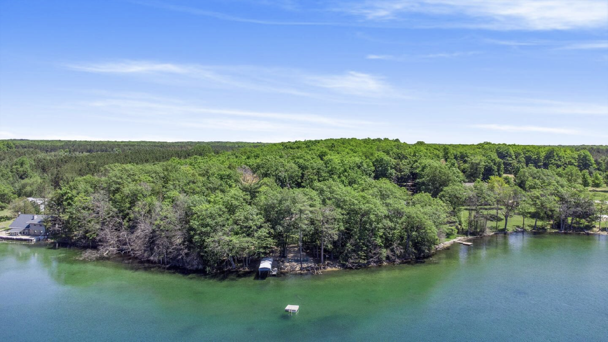 Others 2, Lakeside Getaway with Hot Tub, Otsego