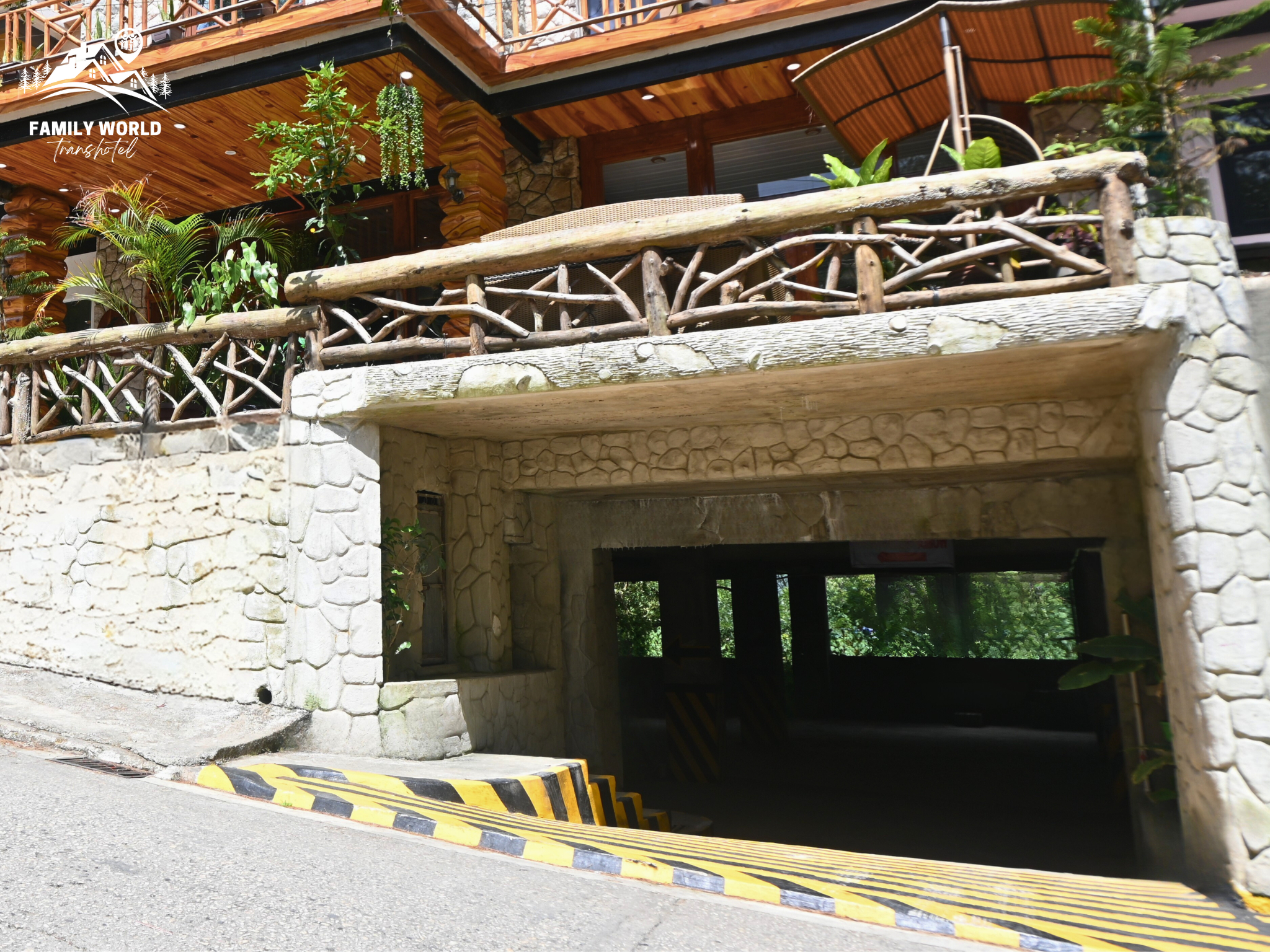 Others 2, Family World Transhotel, Baguio City